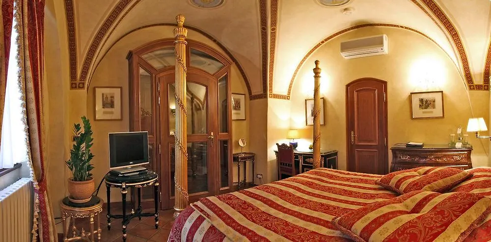 Alchymist Nosticova Palace Prague