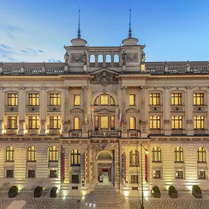 Nh Collection Carlo Iv Hotel